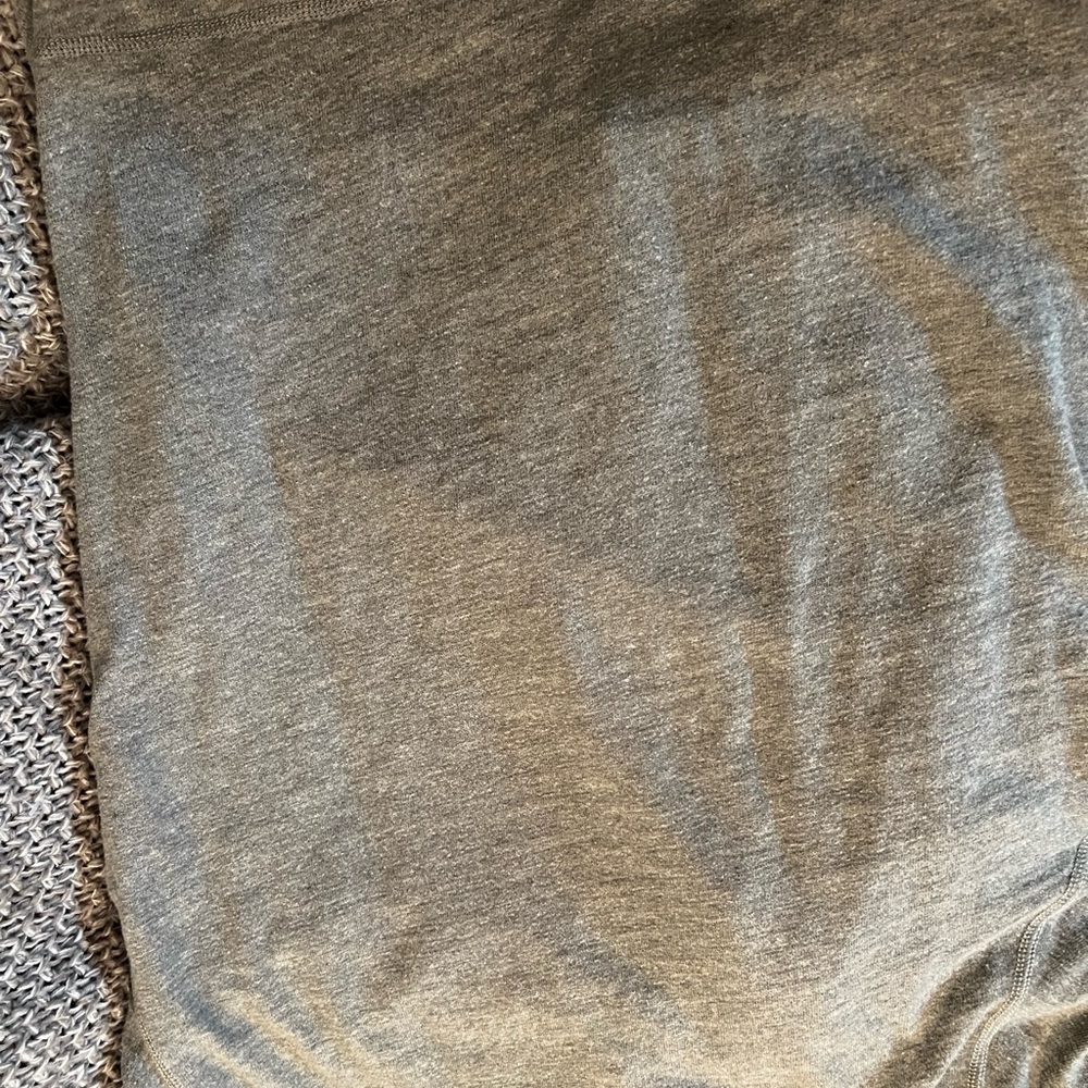 2 - American Eagle Outfitters XL Shirts - Picture 5 of 9